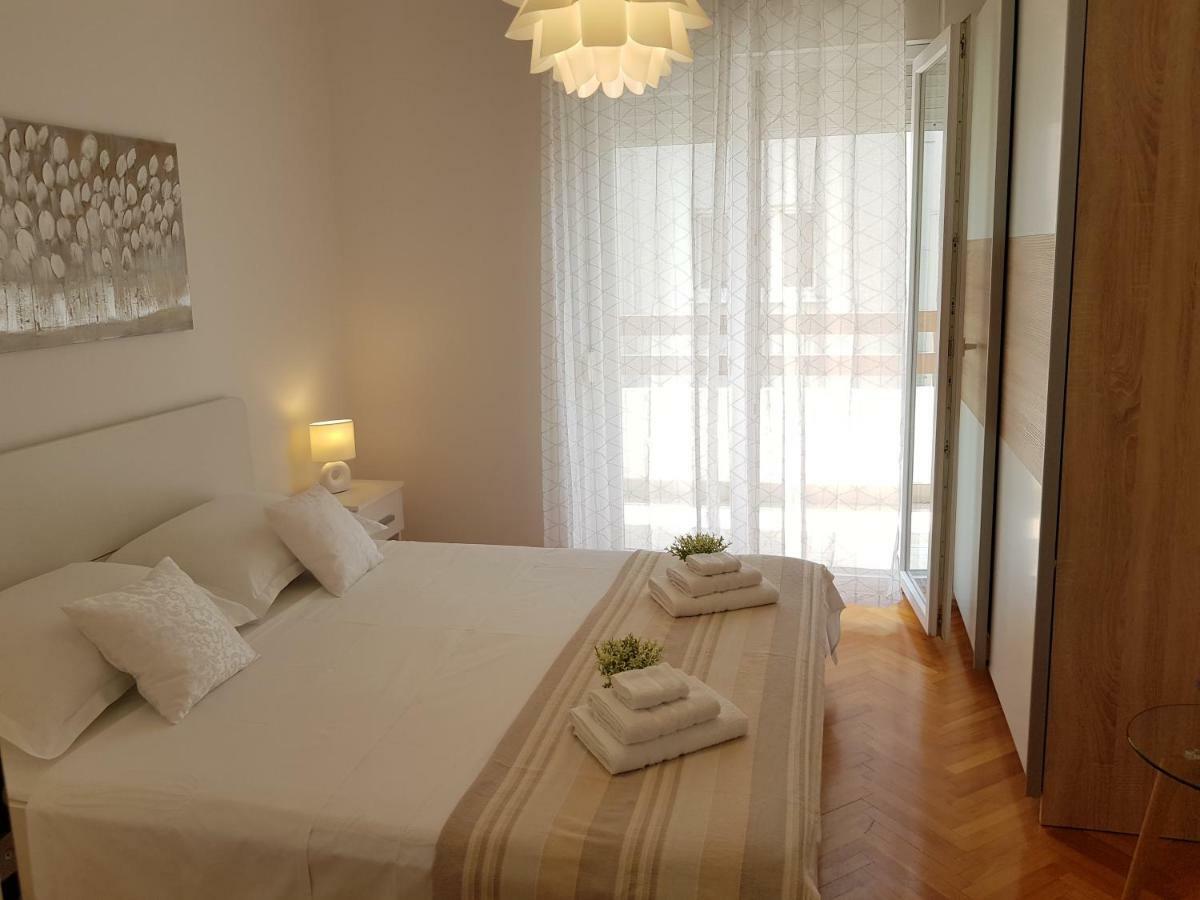 Appartement Three Roses à Split Extérieur photo